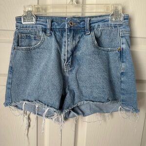 Blue Jean Shorts with Frayed Hem size 6 (28)